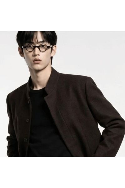 Henau CLOSE – The Art of Eyewear Design